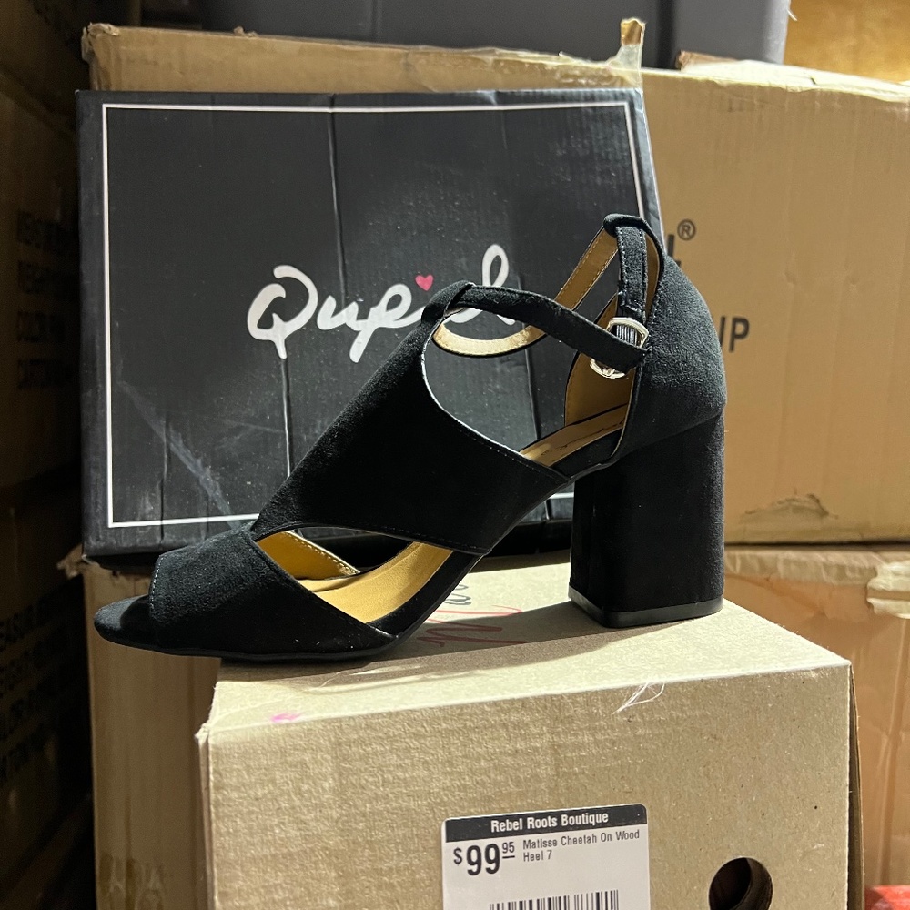 Qupid heeled sandals